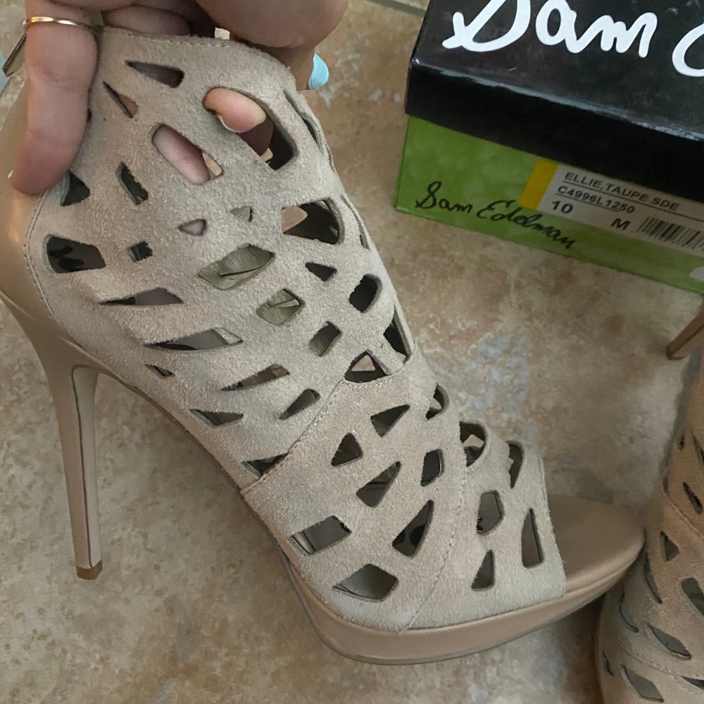 Sam Edelman caged taupe heels EUC - Picture 5 of 8